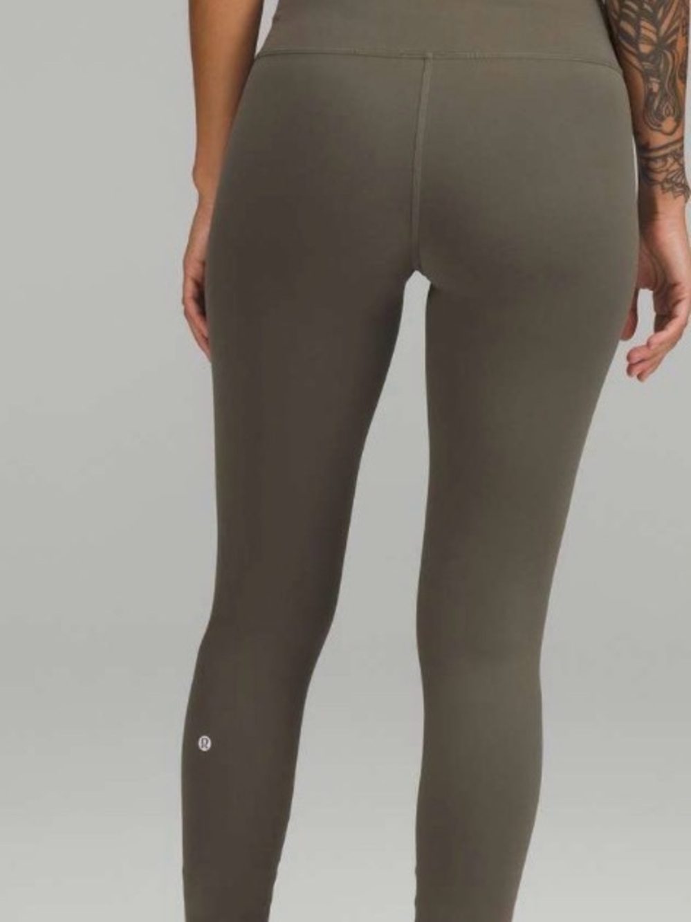 Lululemon Wunder Train High-Rise Tight 25" size 8